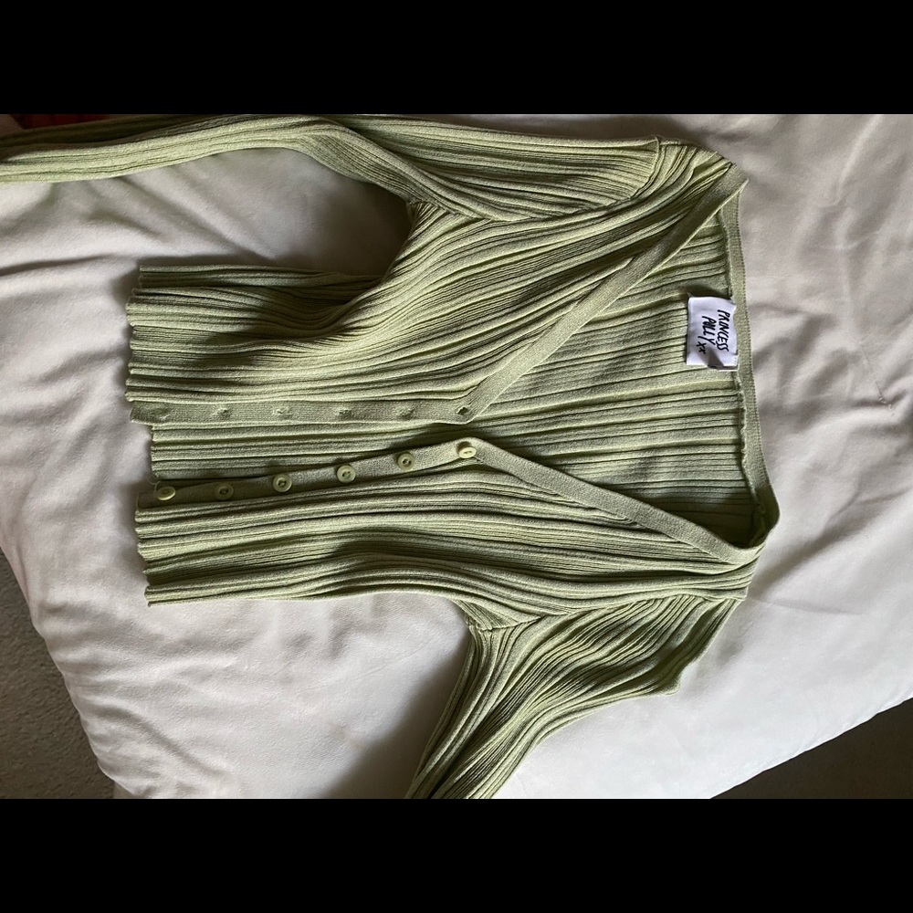 Green Long Sleeve Top